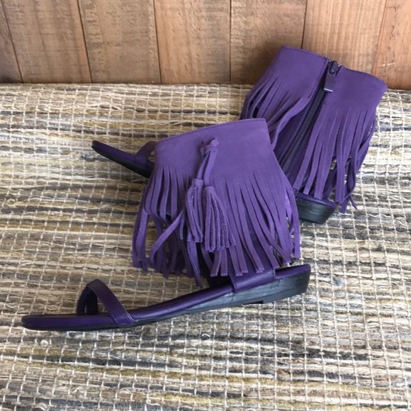 Very Volatile Lex Fringed Sandals - Picture 8 of 8